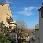 Climatise Avec Wifi Au Coeur Du Village Et A 50m De La *