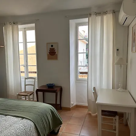 Climatise Avec Wifi Au Coeur Du Village Et A 50m De La Lejlighed *